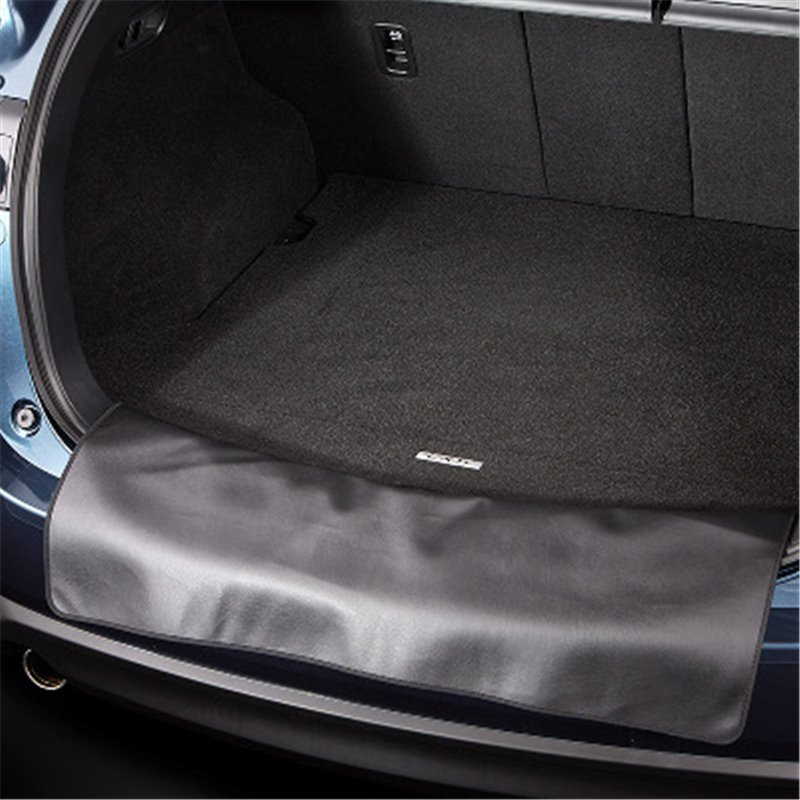 Tapis de coffre avec protection repliable de pare-chocs Tapis de coffre avec protection repliable de pare-chocs