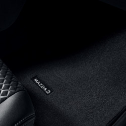 Tapis de sol « Luxe » pour Mazda 2 hybrid | Accessoires Mazda