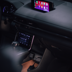 Boîtier pour CarPlay / Android Auto™ sans fil