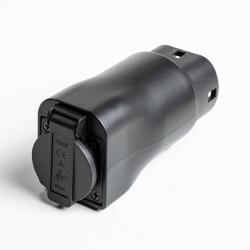 Adaptateur (V2L) - Mazda CX-6e | Accessoires Mazda